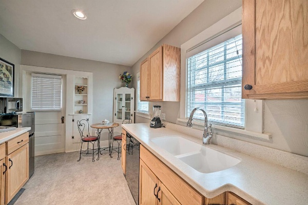 Well-equipped Cody Cottage 2 Miles to Cody Rodeo! Main image